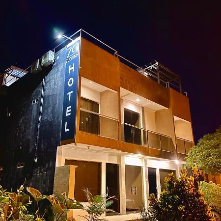 Zugi Inn Hotel Leticia Bagian luar foto