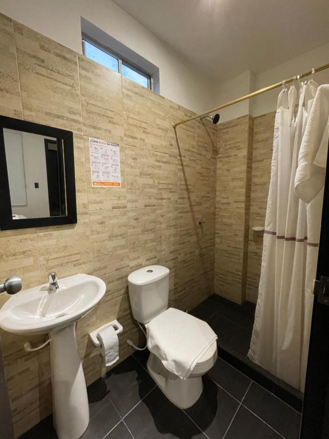 Zugi Inn Hotel Leticia Bagian luar foto