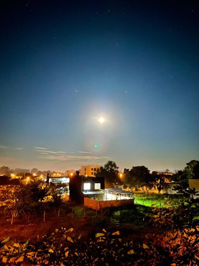 Zugi Inn Hotel Leticia Bagian luar foto